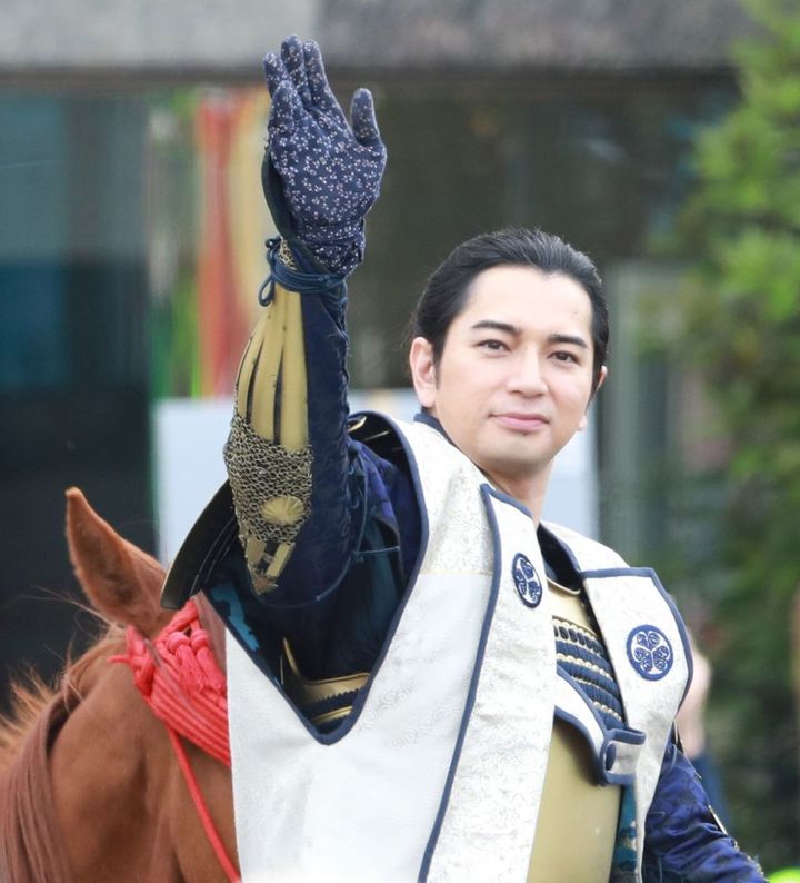 2023年5月5日、浜松まつりで行進する大河ドラマ「どうする家康」の家康役・松本潤