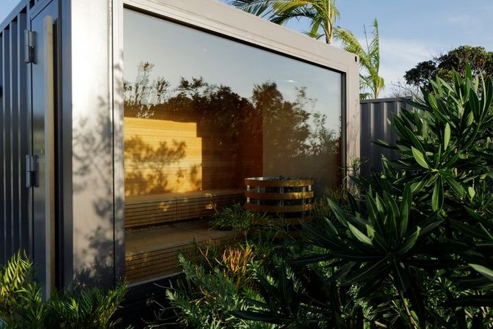 サウナシュラン獲得「ボタニカルプールクラブ」の「コンテナサウナ」