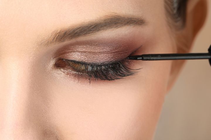 40・50代の目元が若く見えるアイライナーの色3つ