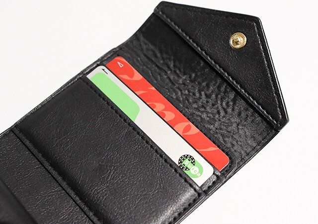 THE EDITORS［ジ エディターズ］スマート会計ミニ財布のカードポケット