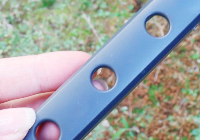 ダイソーの泥落としヘラのペグ抜き