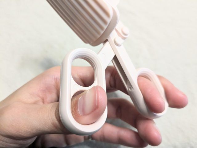 はさんであがるヒートカーラーの写真