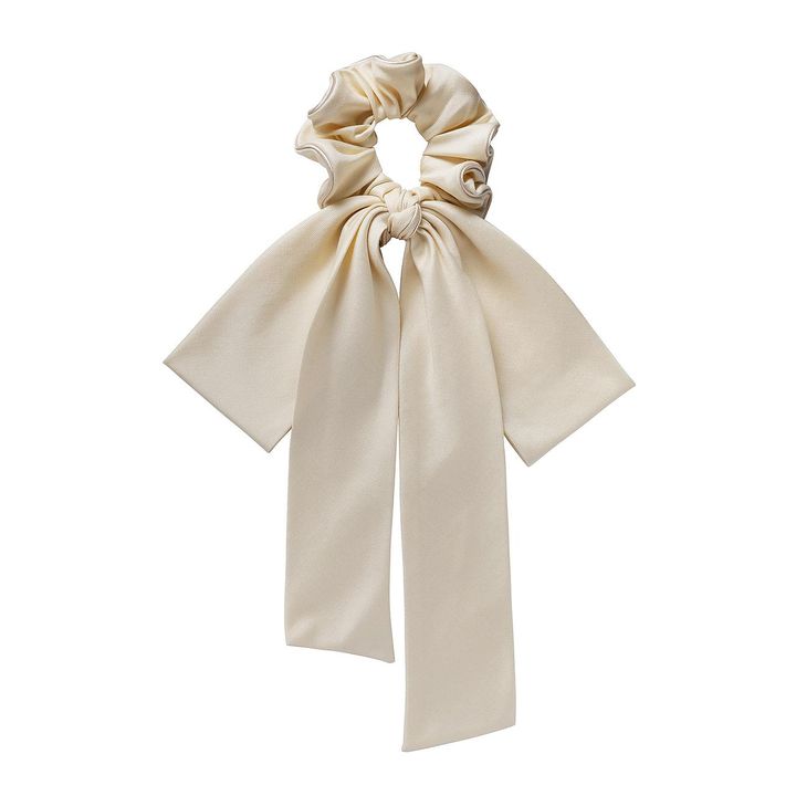 画像: シュシュ￥69,300 出典：アレクサンドル ドゥ パリ