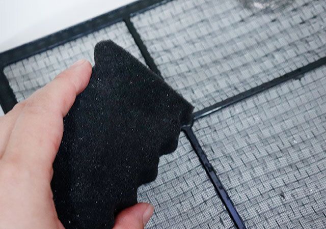 水だけでフィルター掃除ができるスポンジ