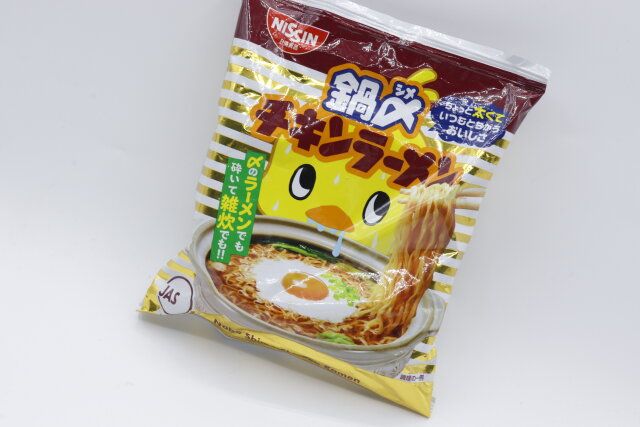 ダイソーの鍋〆チキンラーメン