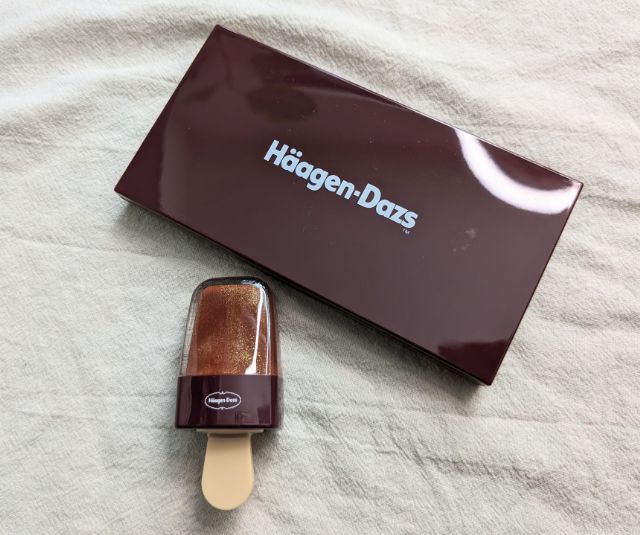 Häagen-Dazs Cosme Set Book