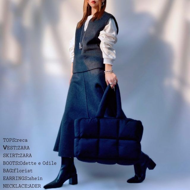 ウールブレンドセットアップを着た女性