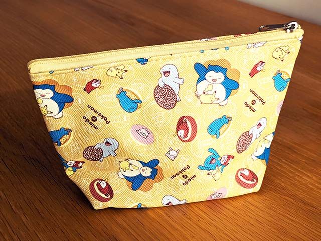 「ミスド福袋2024」ポケモンデザインのポーチ