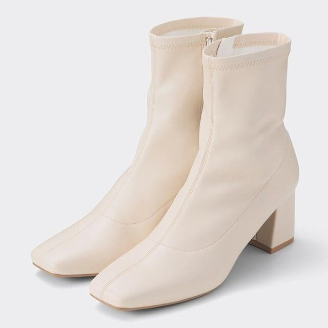 GUの値下げブーツ