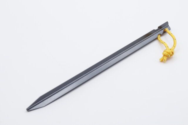 ダイソーのアルミY字ペグ（230mm、マーカー付き、グレー）