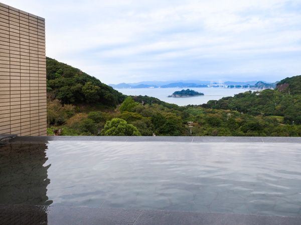 これぞおやじキャンプ飯！淡路島の絶品食材で海沿いキャンプ