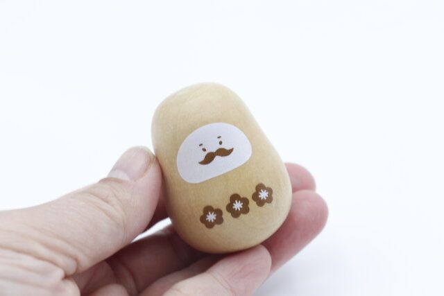 セリアの木製ミニオブジェ だるまL