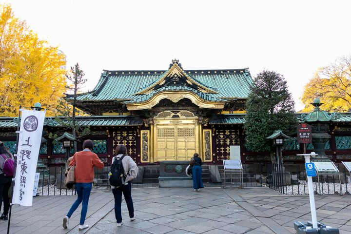 龍やパンダのお守りから月替わりの御朱印まで、心くすぐる授与品がいっぱいの「上野東照宮」へ