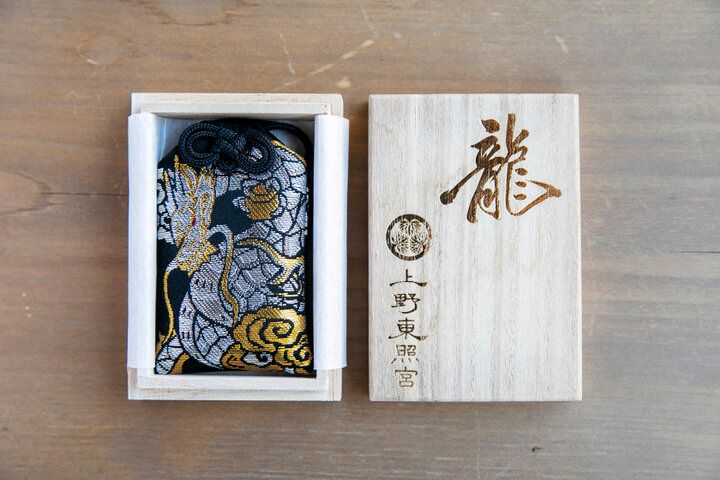 龍やパンダのお守りから月替わりの御朱印まで、心くすぐる授与品がいっぱいの「上野東照宮」へ