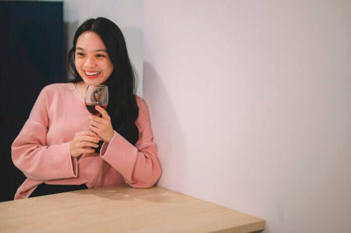 【シーン別】飲み会や職場で男性が「良い女」と思う瞬間8つ