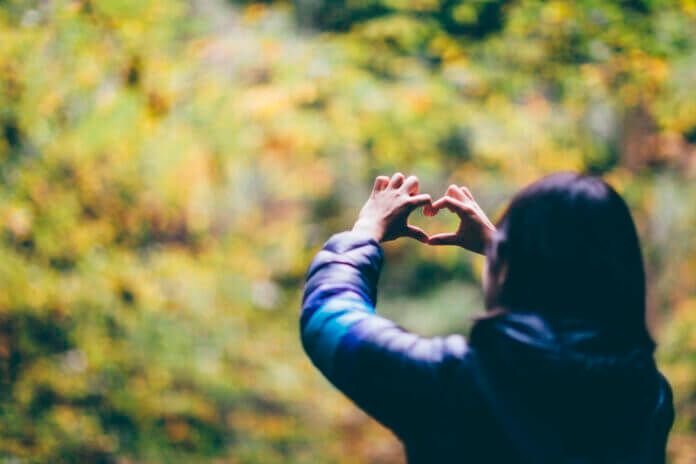 実は「鈍感力」が重要？ 病まない人間関係を作るコツ4選