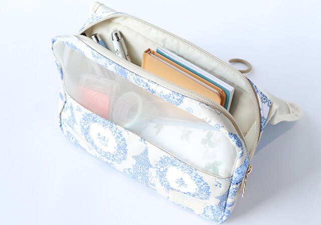 ポーチのメインスペース