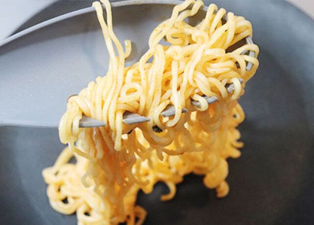 セパレートできるダイソーのトング