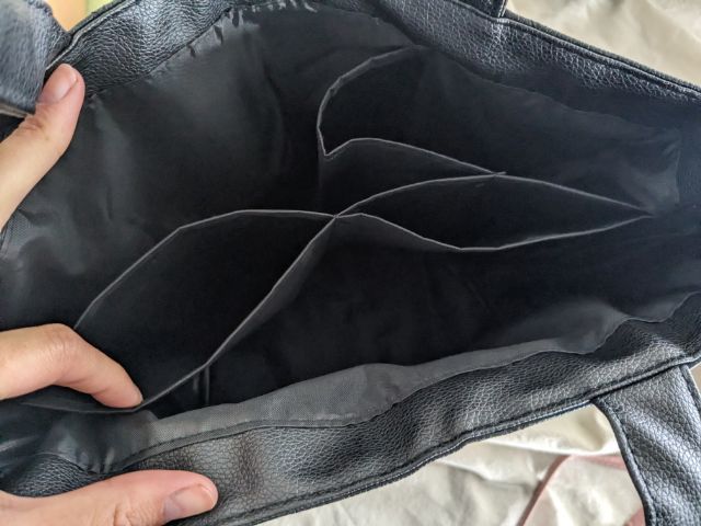 中を開いたところ