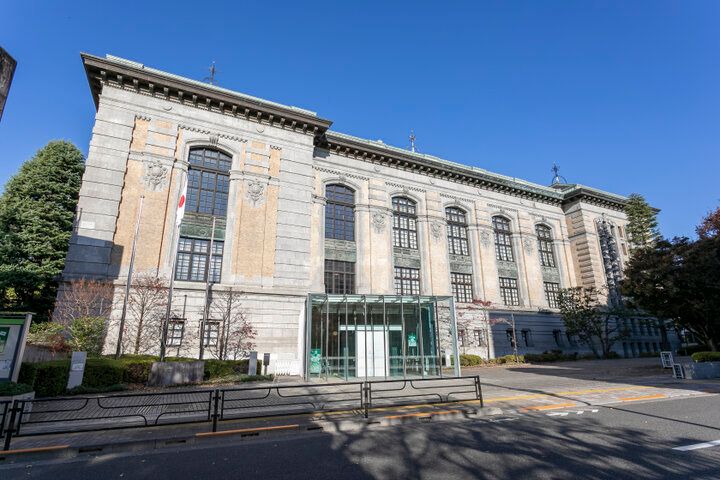 明治のルネッサンス様式と現代建築が融合する上野「国際子ども図書館」でクラシカルな建築に浸る