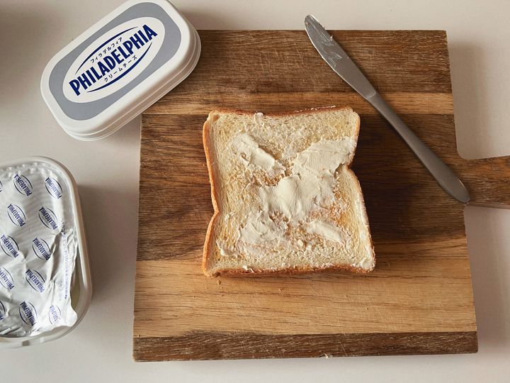 じゅわっしゃくっと食感が楽しい！焼きりんごトースト【渡辺友美子のコーヒーに合うお菓子のレシピ vol.23 〜レシピで旅するヨーロッパ〜】