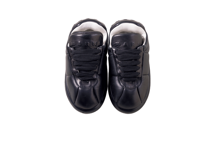 〈マルニ〉のスニーカー《ビッグフット2.0》