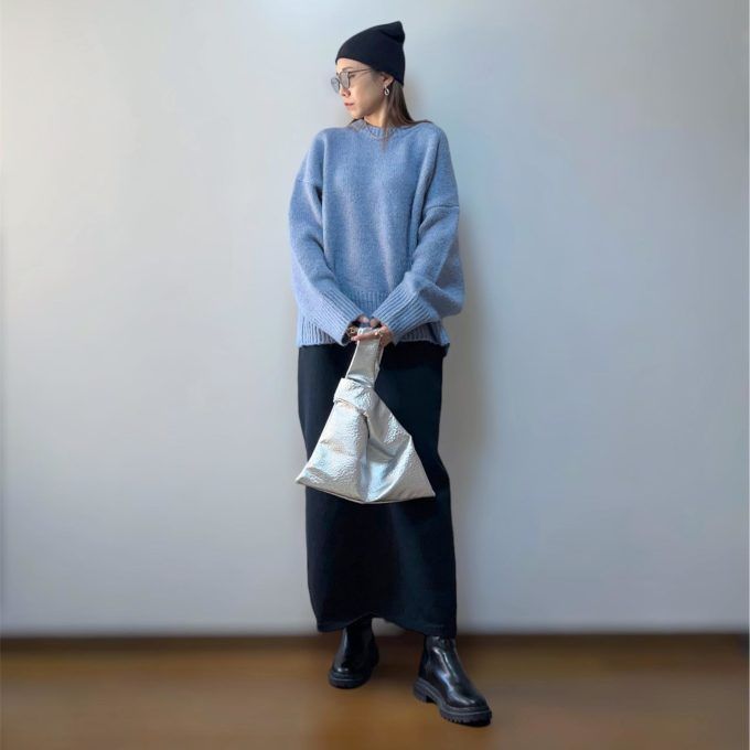 3COINSのブラックの「リブニット帽」