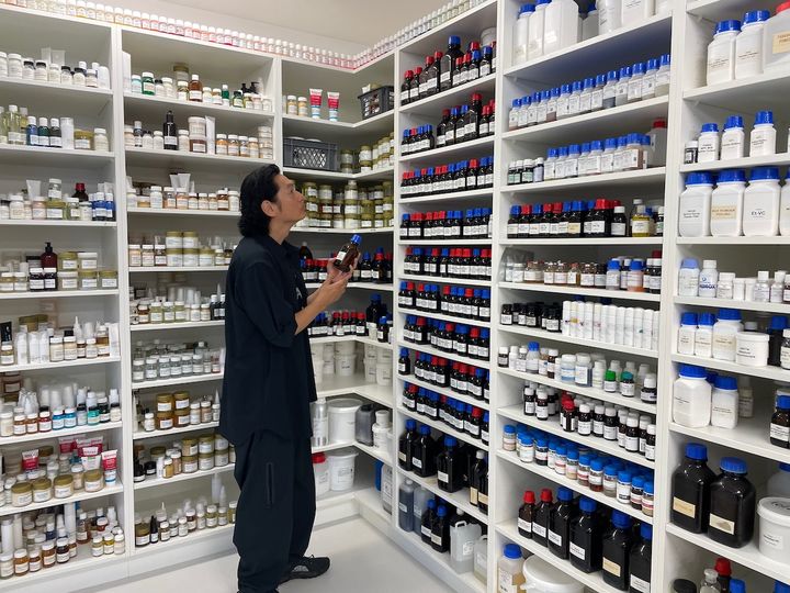 〈nahrin〉の調香ルーム