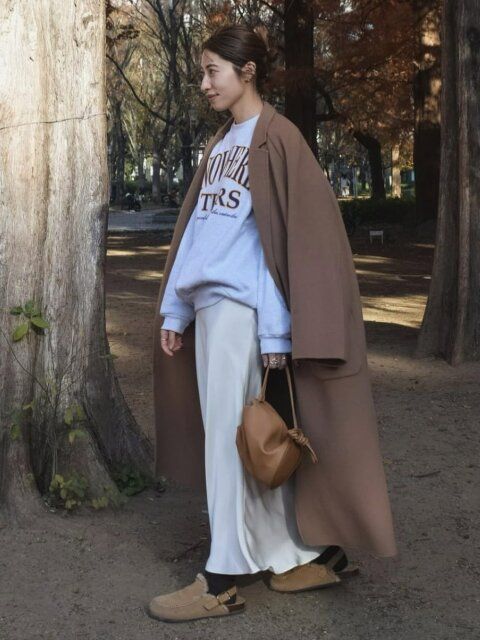 大人におすすめのスウェットコーデ