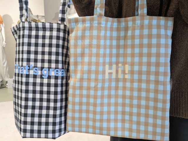 ギンガムチェックのメッセージトートバッグ