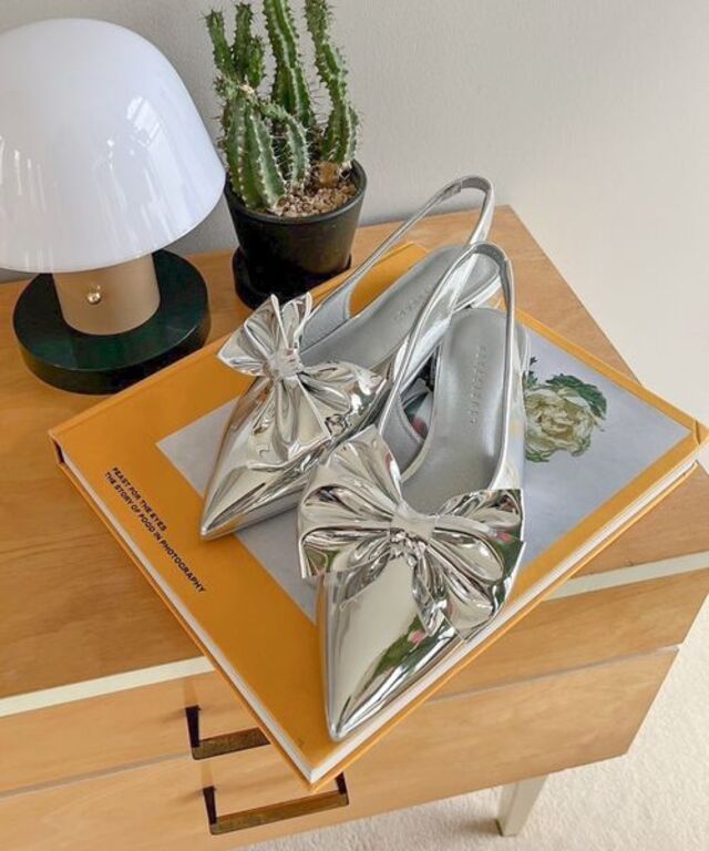 画像1: 出典：.st