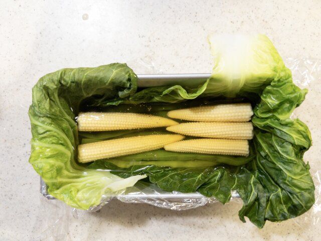 野菜テリーヌ レシピ 型に野菜とジュレを重ねる