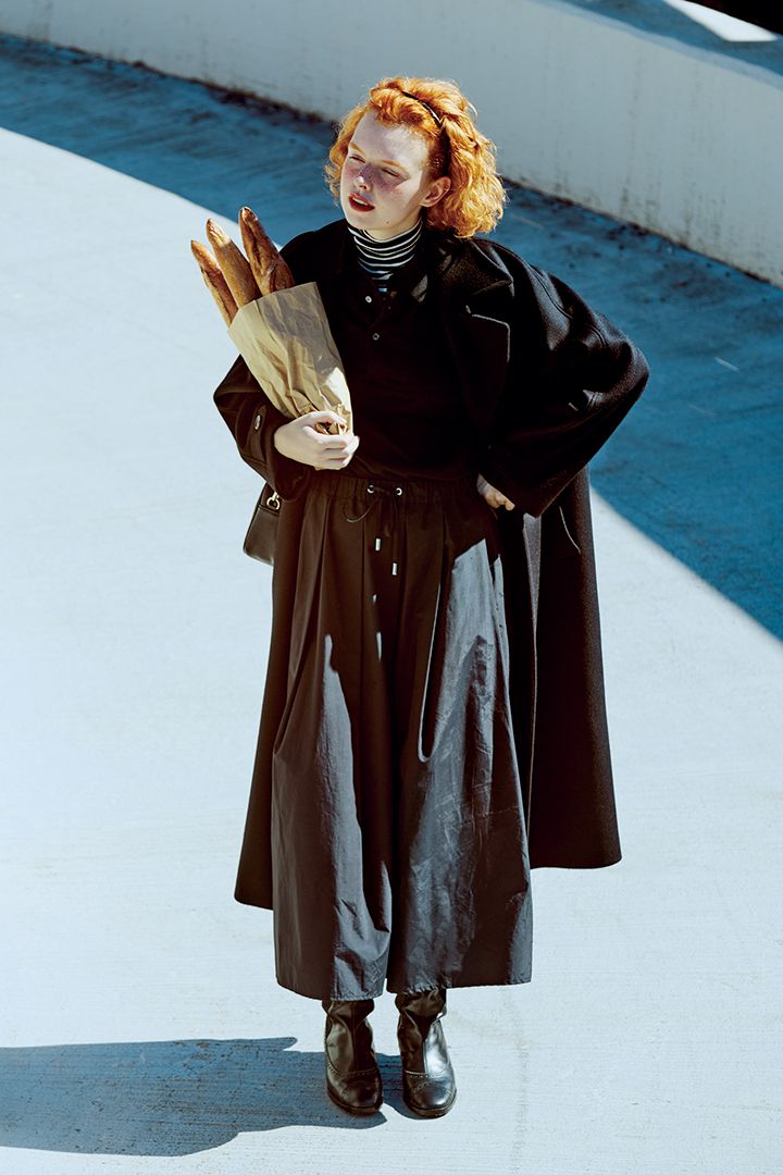 パリジェンヌのように素材違いの黒を賢く重ねて【本日のFUDGE GIRL-12月25日】