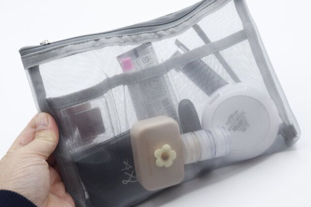 メッシュポーチ ポケット付きの使い勝手