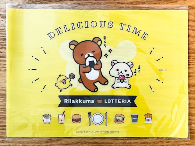 汚れてもさっと拭くだけできれいになる素材の「ランチョンマット」