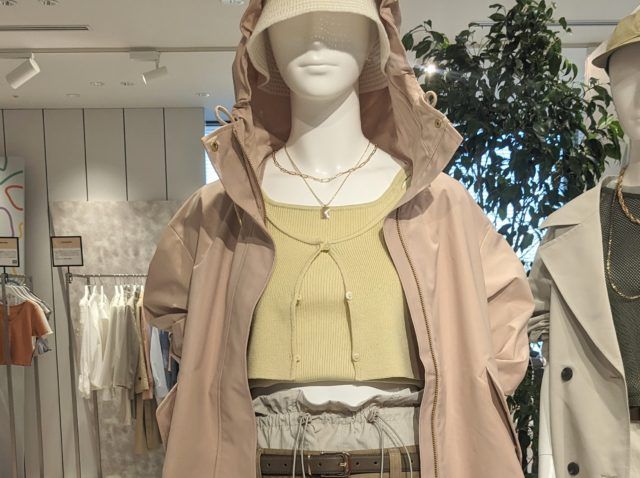 GU「イニシャルチャーム」ボディ