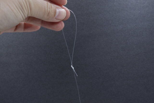 セリアのサンキャッチャーのテグス部分