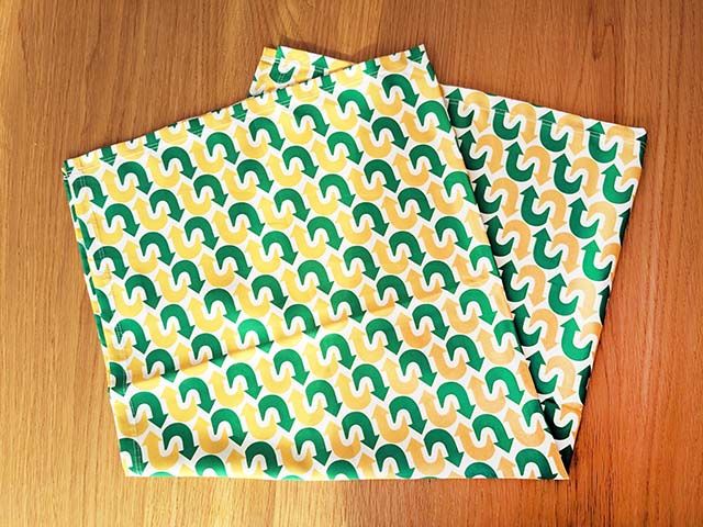 黄色と緑の矢印模様が可愛い、サブウェイオリジナルバンダナ