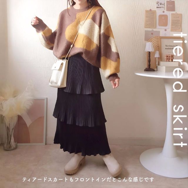 ブラウンのキモウマーブルガラJQPOを着用