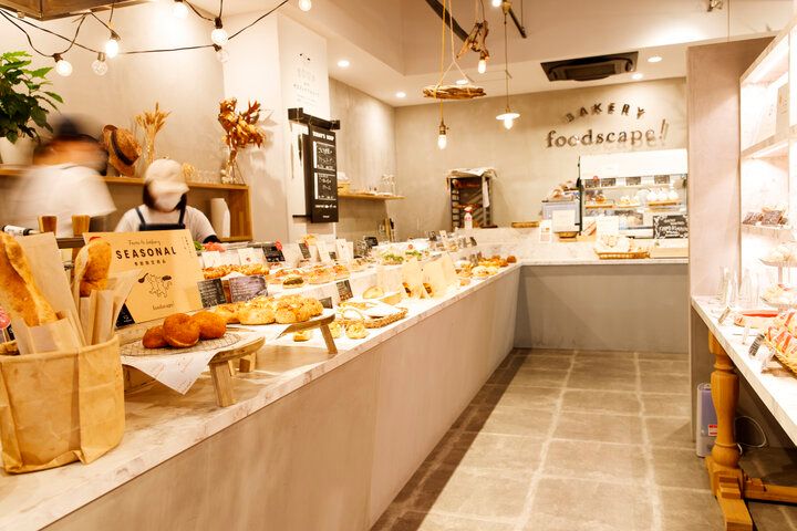 厚切りトーストと日替わりの野菜スープをランチに。ベーカリーカフェ「foodscape! BAKERY 北浜」