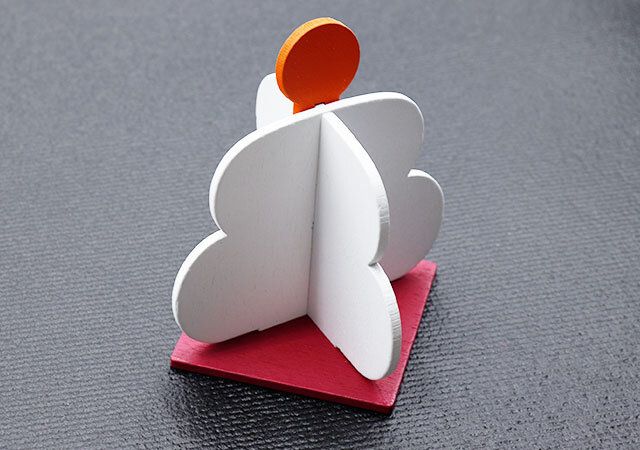 ダイソーのお正月に飾りたい鏡餅の組み立てオブジェ