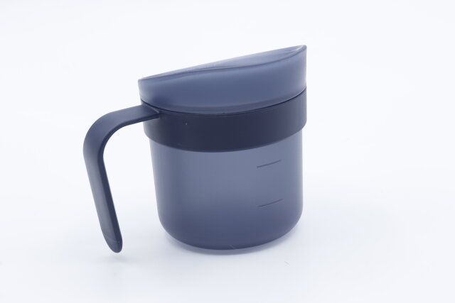 ダイソーの飲みやすいコップ