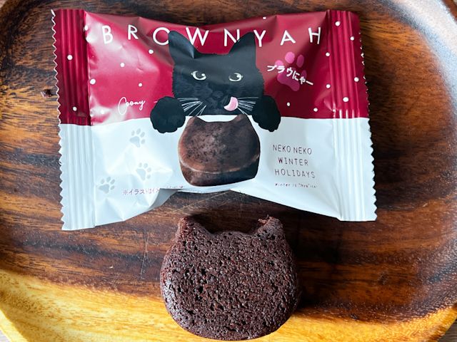 ねこ型のチョコブラウニー