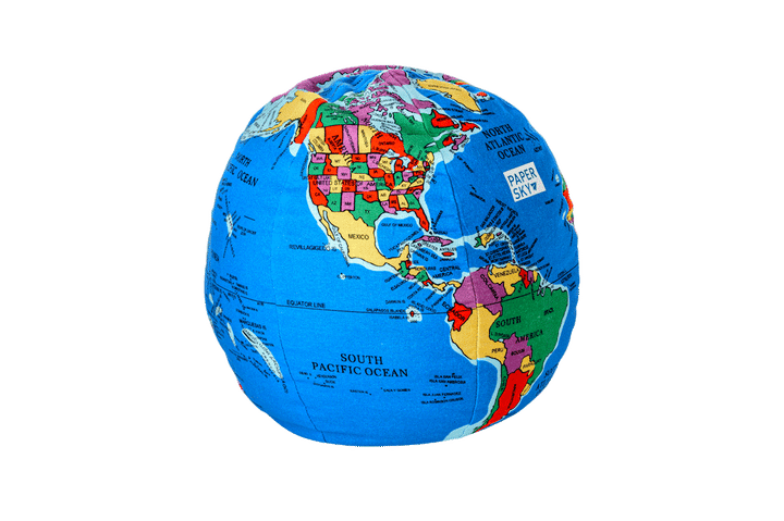 〈PAPERSKY TOOLS〉の地球儀クッション