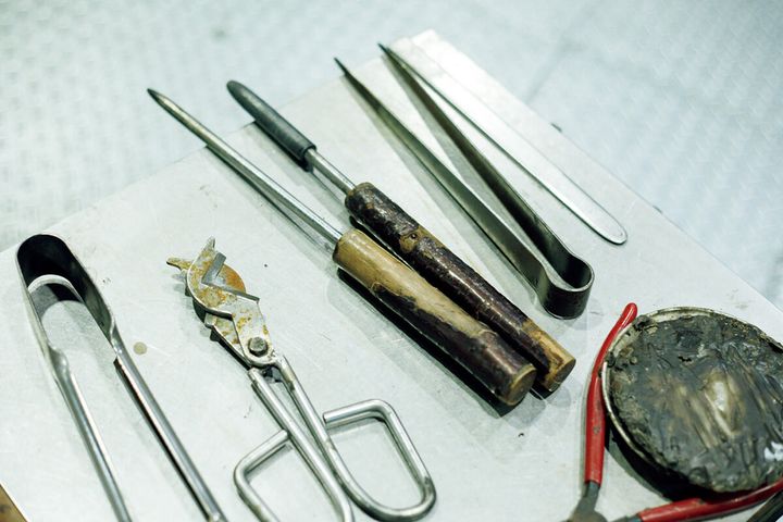 台北〈林靖蓉〉ガラス制作に使う道具