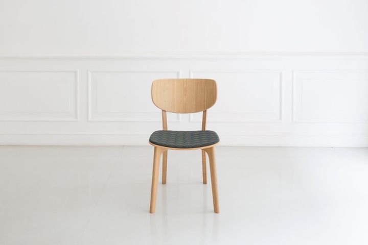 Roundish チェア（背板・張座）