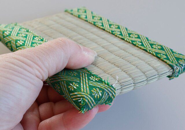 本物のい草を使用したミニたたみ