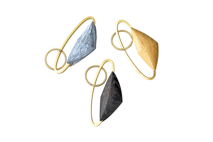 〈嘉手納重広〉のキーリング