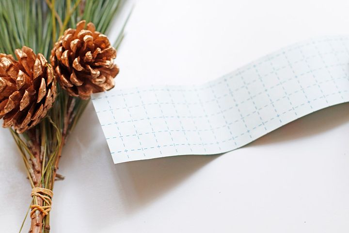 お正月のプチプラ玄関飾り