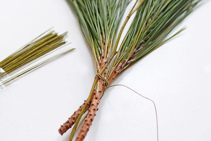 お正月のプチプラ玄関飾り